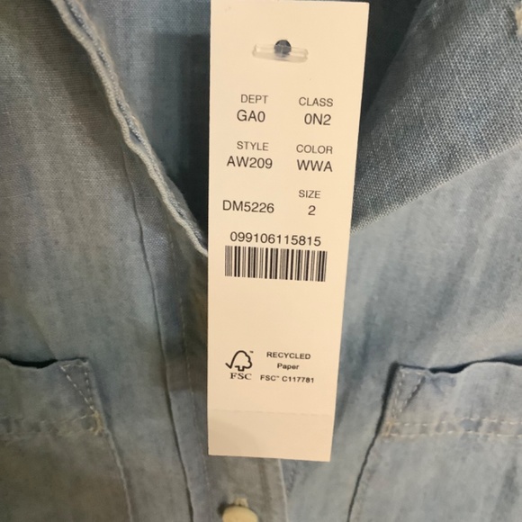 J. CREW CHAMBRAY SHIRT - Picture 3 of 4